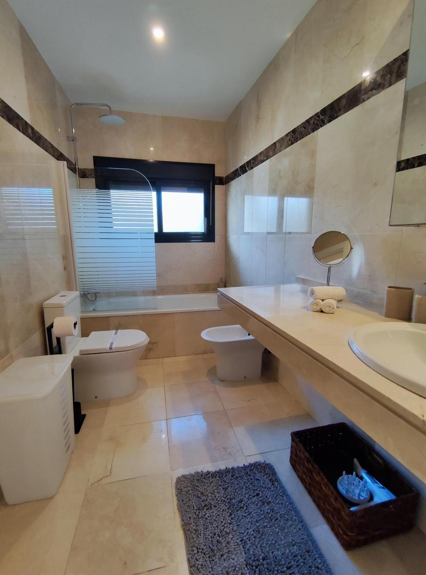 에스테포나 Luxury Duplex Infinity Pool Ehhouse 아파트 외부 사진