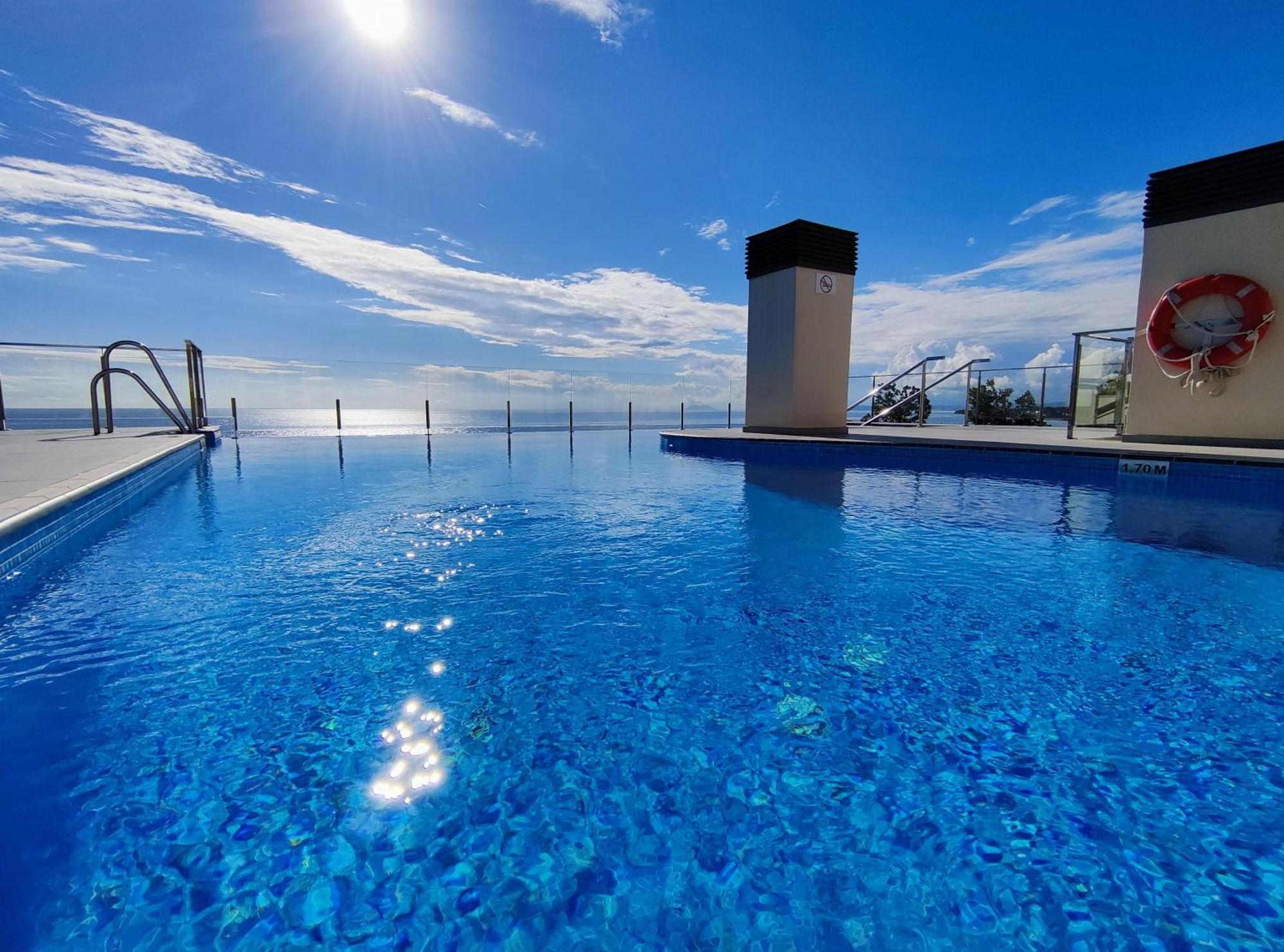 에스테포나 Luxury Duplex Infinity Pool Ehhouse 아파트 외부 사진